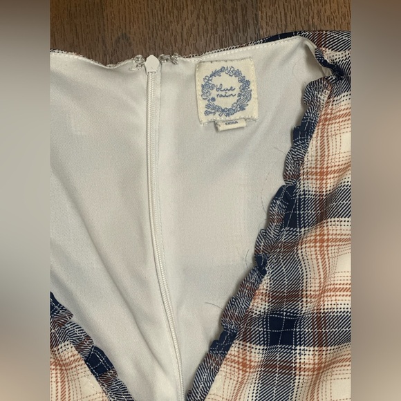 Plaid Puff Sleeve Dress - Picture 4 of 8